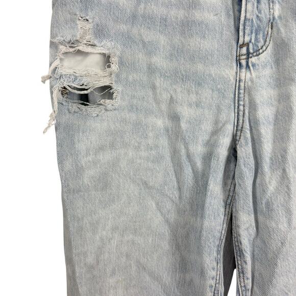 American Eagle Highest Rise 90s Boyfriend Lightwash Raw Hem Baggy Jeans sz 12 - Picture 6 of 15